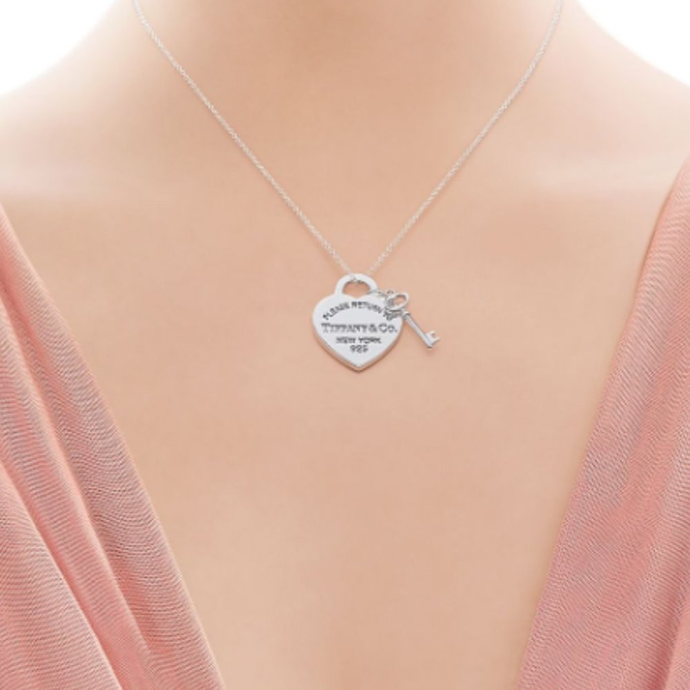 Please Return Heart Tag & Key Pendant Necklace